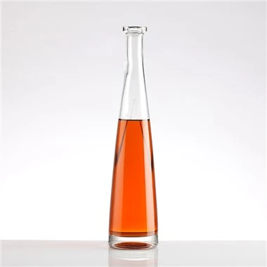 Bouteille en verre pour stocker le whisky