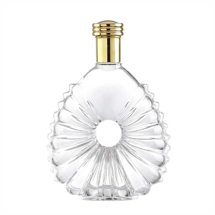 Bouteille de whisky transparente