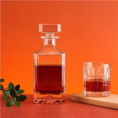 Bouteilles d'alcool en verre cristal de 750 ml