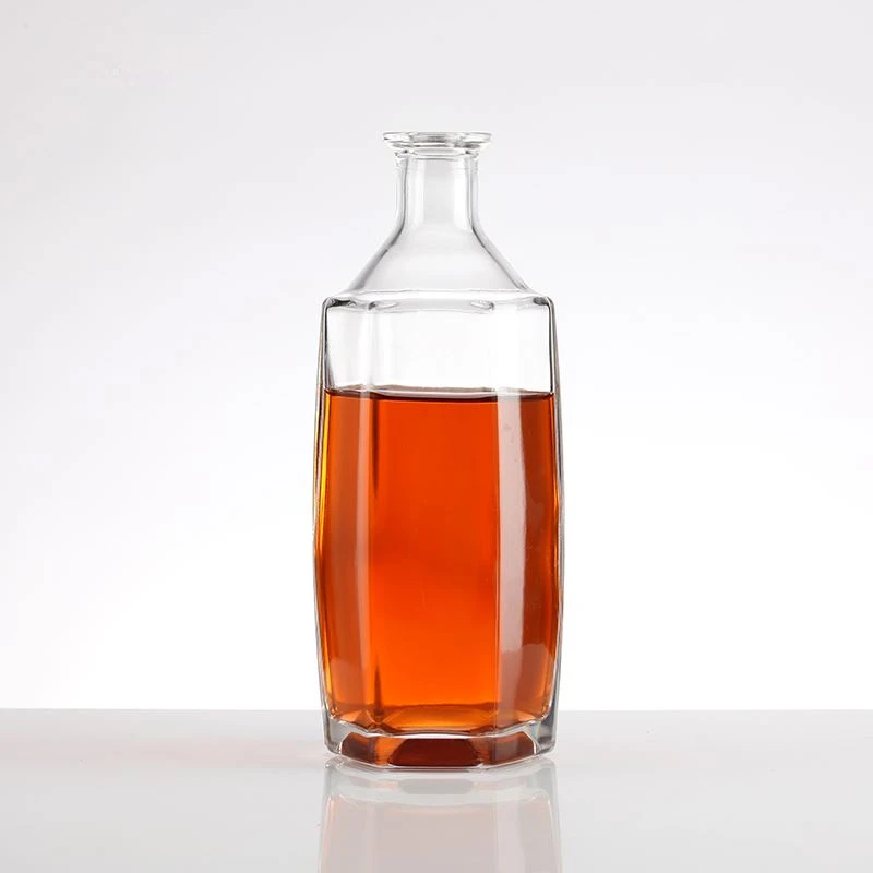 Bouteille de vodka personnalisée de 750 ml
