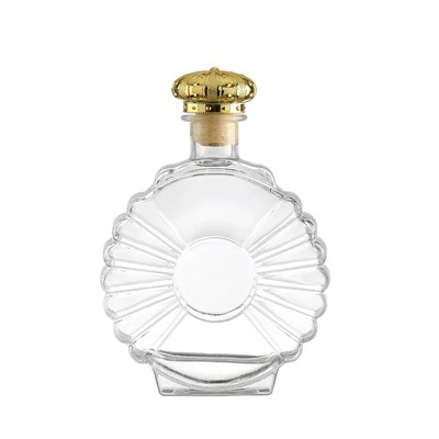 Bouteille de Brandy XO en verre de forme spéciale de 50 cl